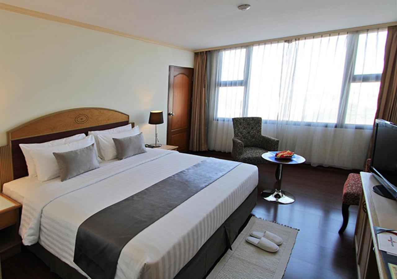 Grand Tower Inn Rama 6 Bangkok Luaran gambar